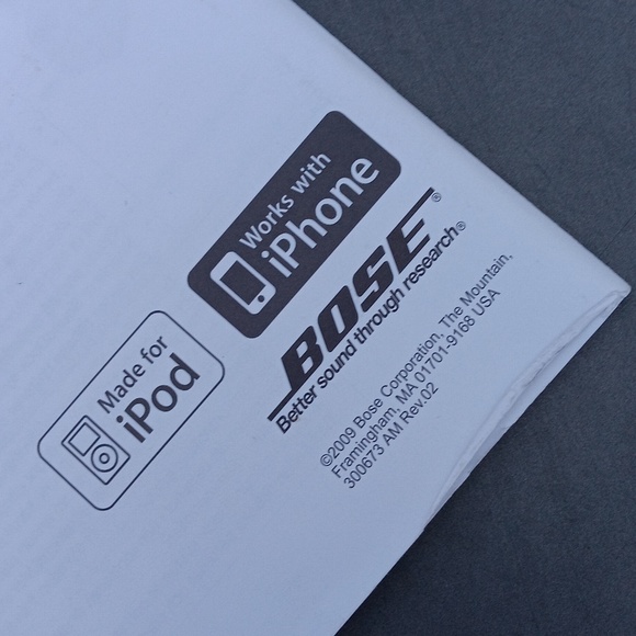 BOSE ORIGINAL SOUND DOCK PORTABLE MUSIC SYSTEM - Picture 17 of 17